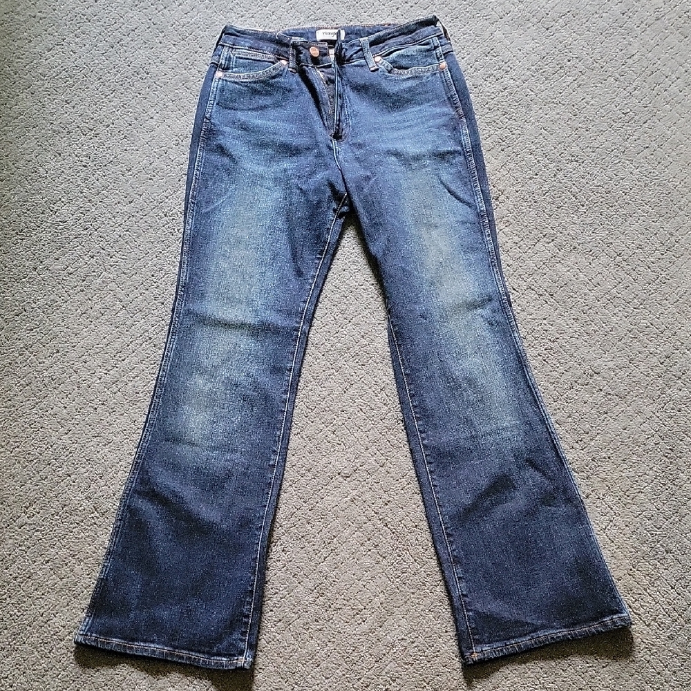 Wrangler NWT Size 29 Regular Women's Blue Jeans